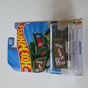Hot Wheels - HW Heavyweights - Raijin Express